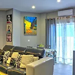 Piso Trianero Con Piscina Privada Appartement Sevilla