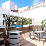 Piso Trianero Con Piscina Privada *