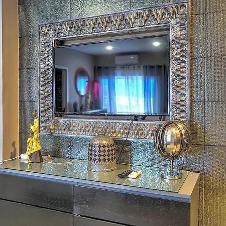 Piso Trianero Con Piscina Privada