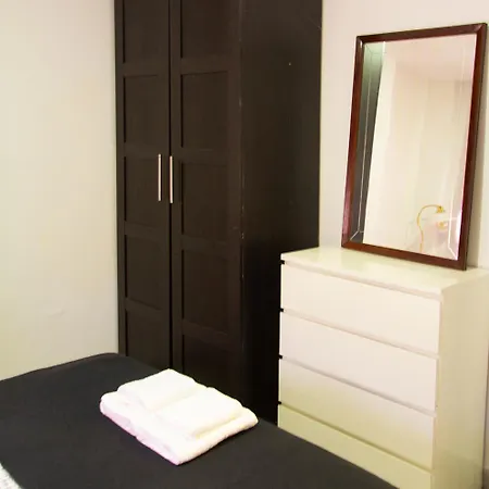Apartment Piso Trianero Con Piscina Privada *