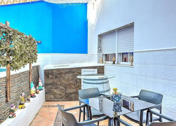 Piso Trianero Con Piscina Privada Apartamento *